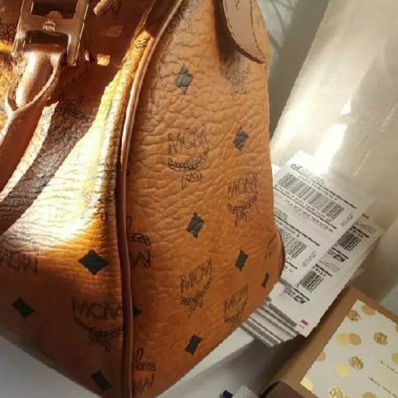Authentic MCM bag....SOLD!!! - Picture 4 of 6
